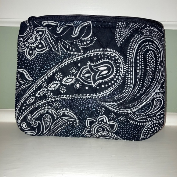 Vera Bradley Cosmetic Travel Bags 3 piece set quilted black and white - Picture 3 of 9